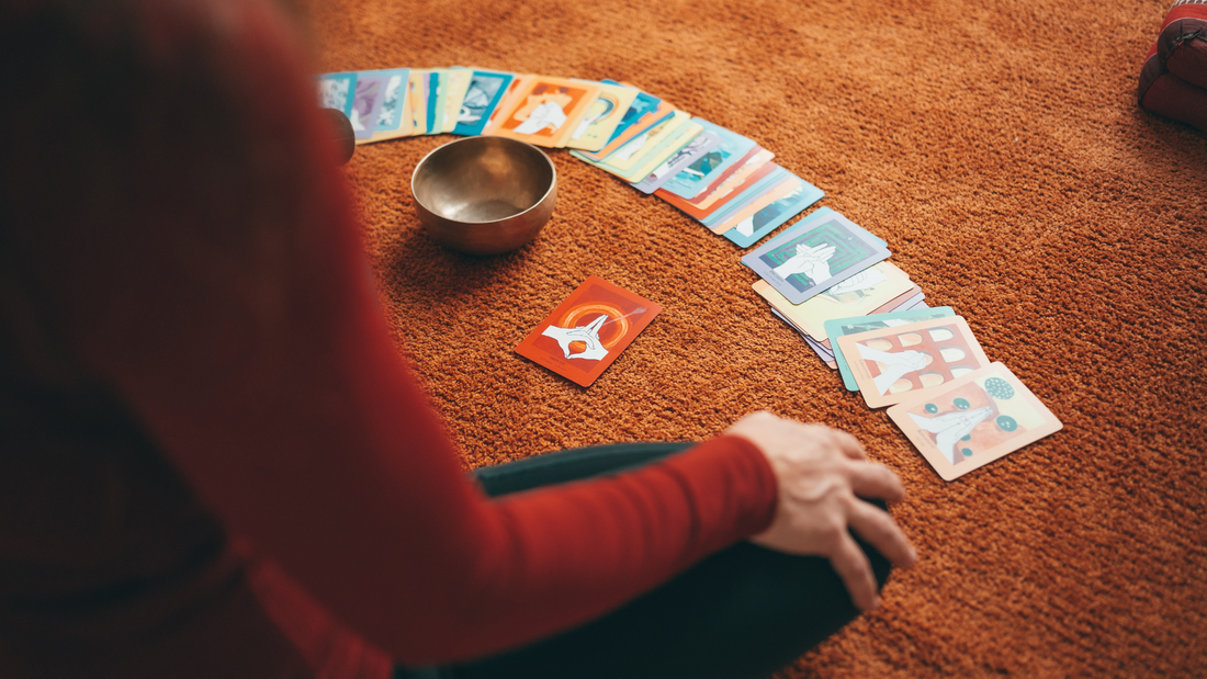 In Person Vs Online Tarot Reading, Which One Is Better?